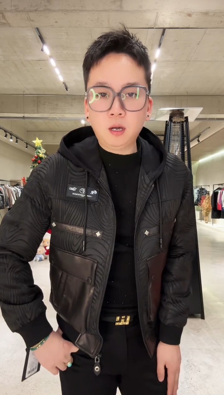 54码（160-175斤）连帽拼皮夹克