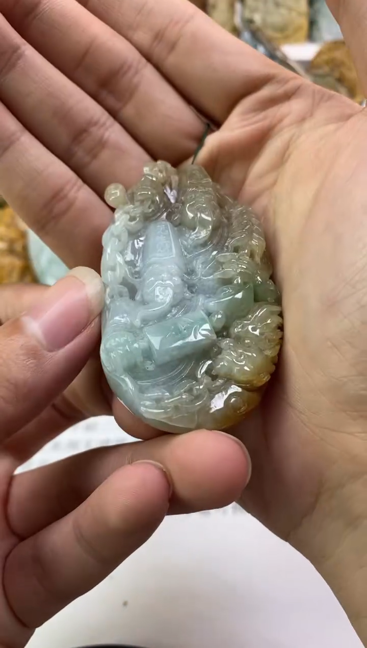 颈饰未镶嵌翡翠天然翡翠