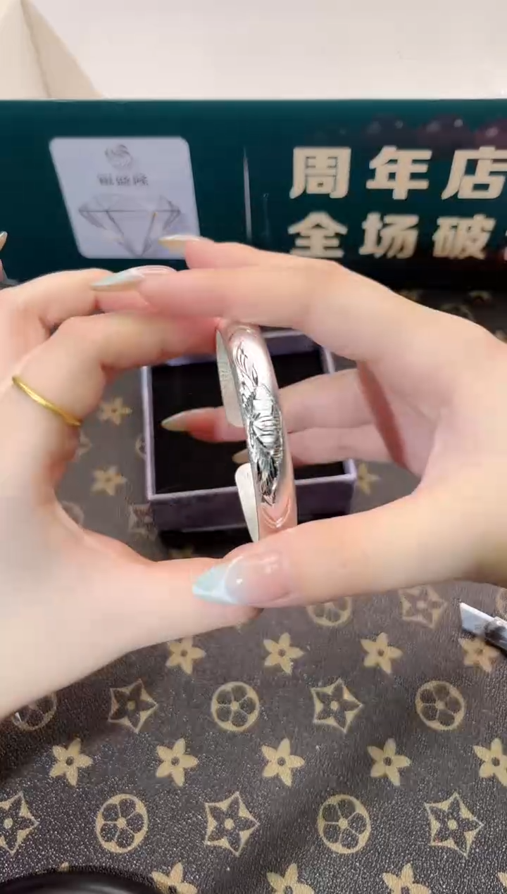 银制精品手镯—-011