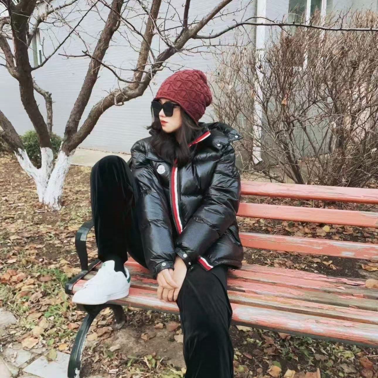 三彩条90白鹅绒羽绒服