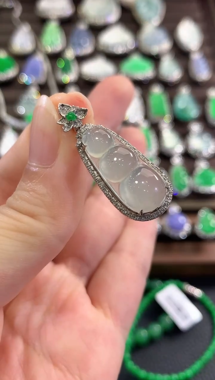 吊坠(不含链)18K金镶嵌翡翠b40   