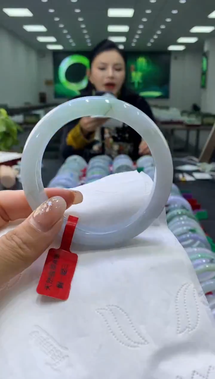 未镶嵌手镯翡翠00001681