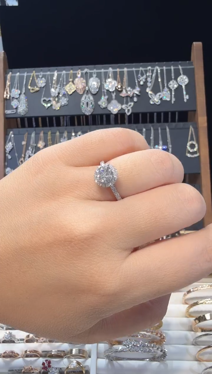 铂Pt950镶嵌实验室培育钻石戒指