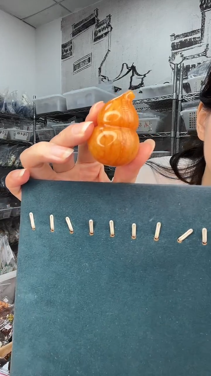 裸石琥珀未镶嵌懒****?天然蜜蜡A3080