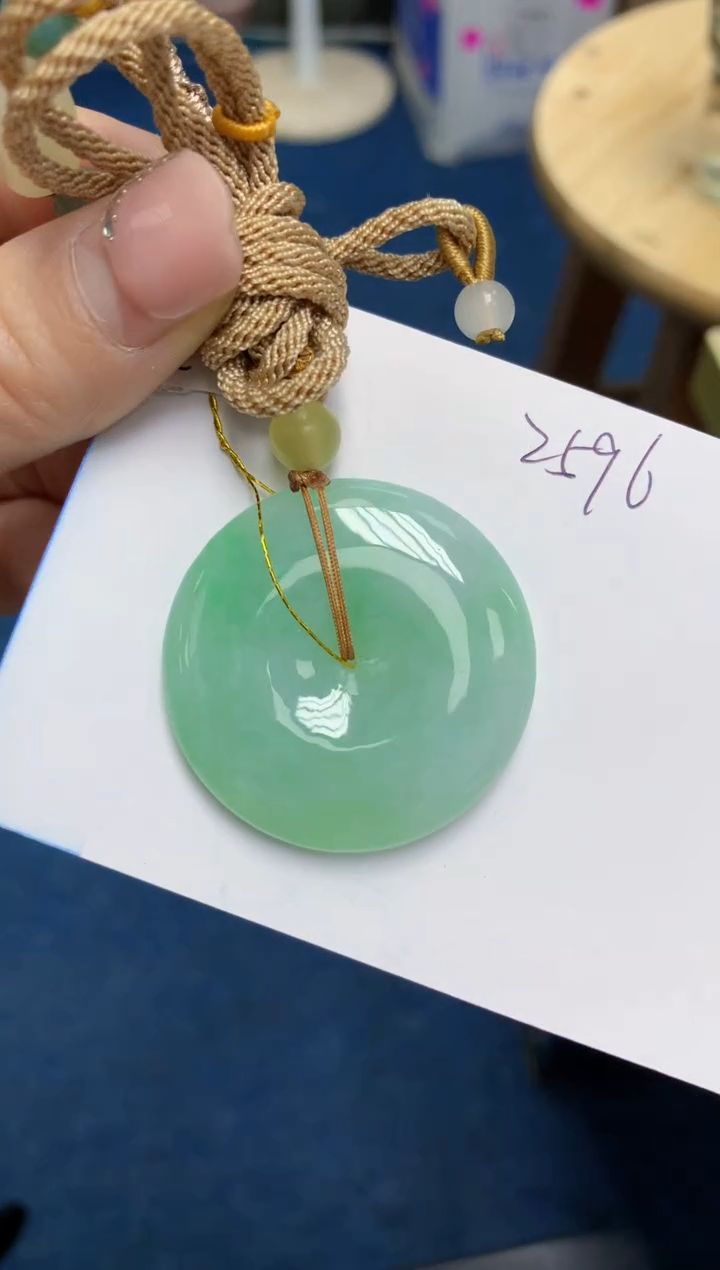 【闪购商品】翡翠挂件未镶嵌 天然翡翠A货