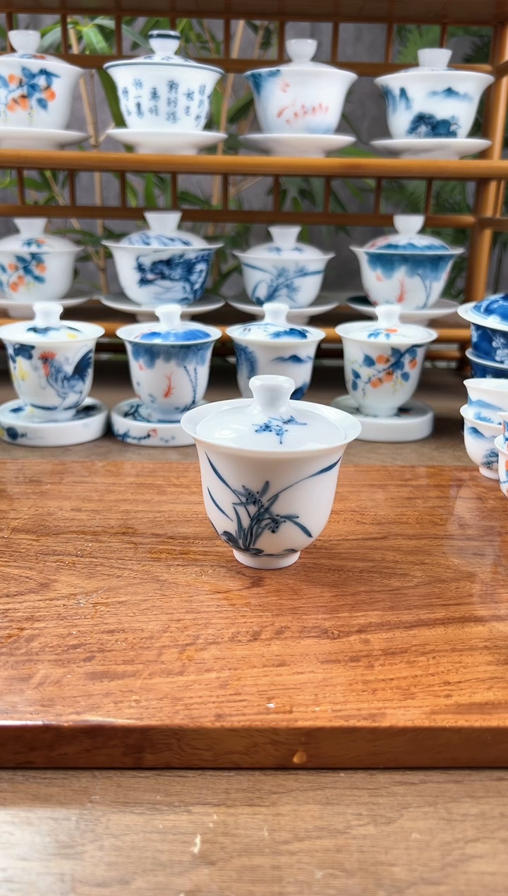 【闪购商品】微瑕兰花羊脂玉美人备