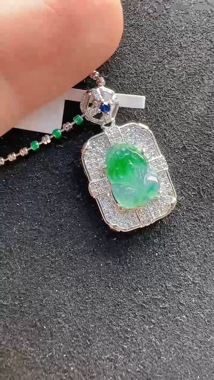 【闪购商品】翡翠吊坠(不含链)银S925镶嵌多样性发货拍一发一（小）