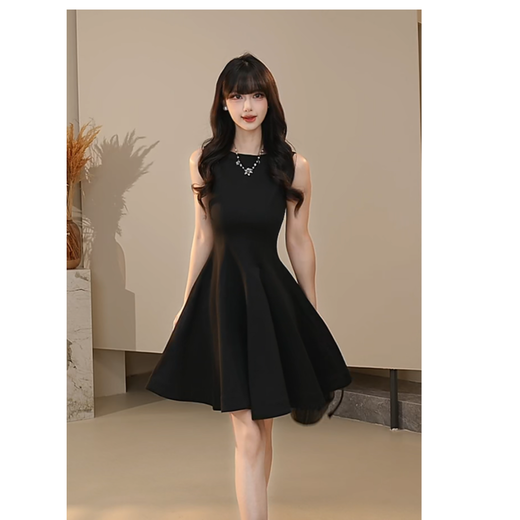 AMASS/阿玛施早春新款一字领显瘦无袖小黑裙背心连衣裙550076