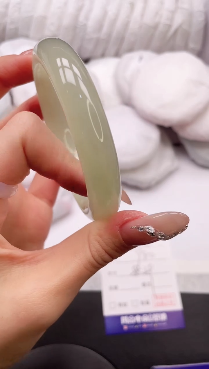 【闪购商品】和田玉手镯未镶嵌22L356-58