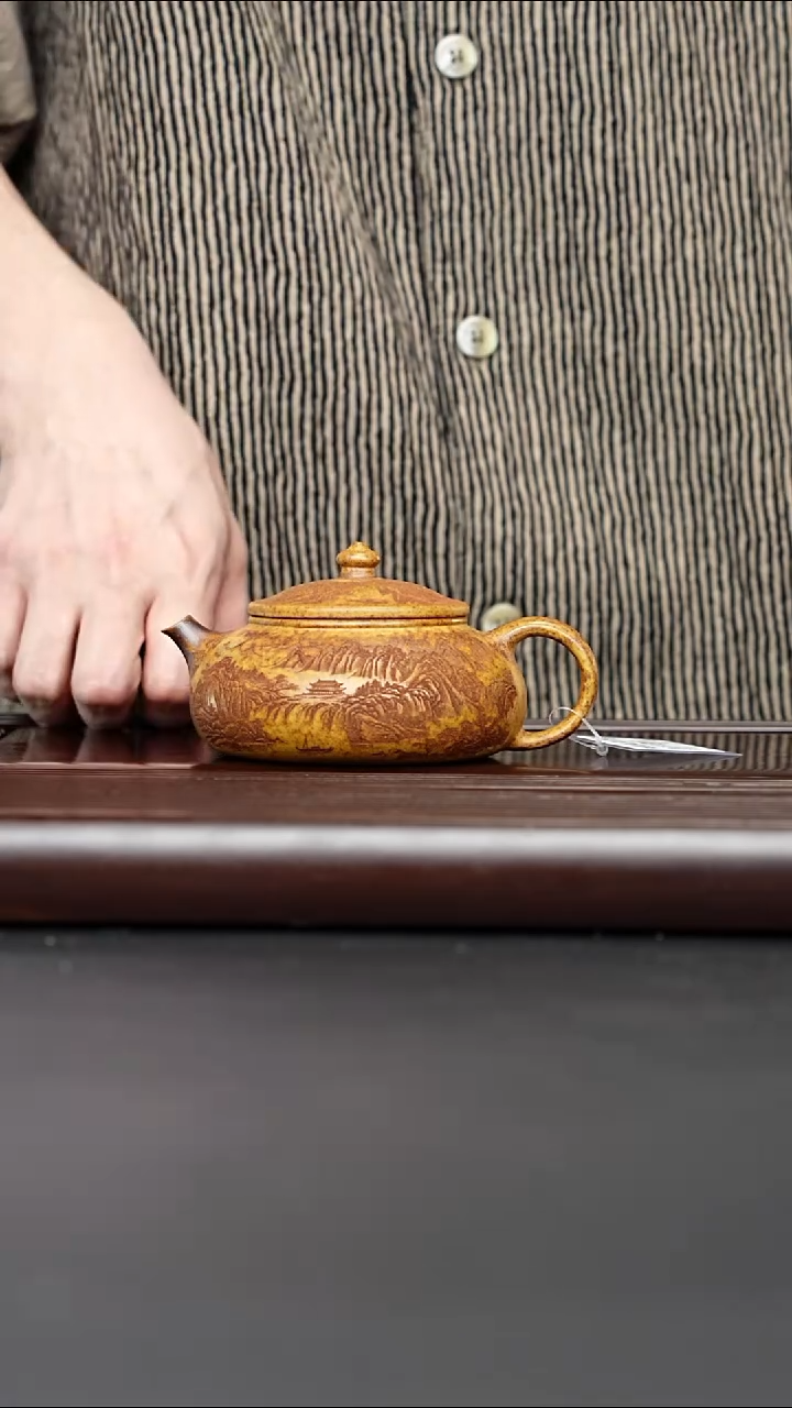 紫砂壶宜兴紫砂 山水牡丹寒江 龙骨金砂 曹营营 720