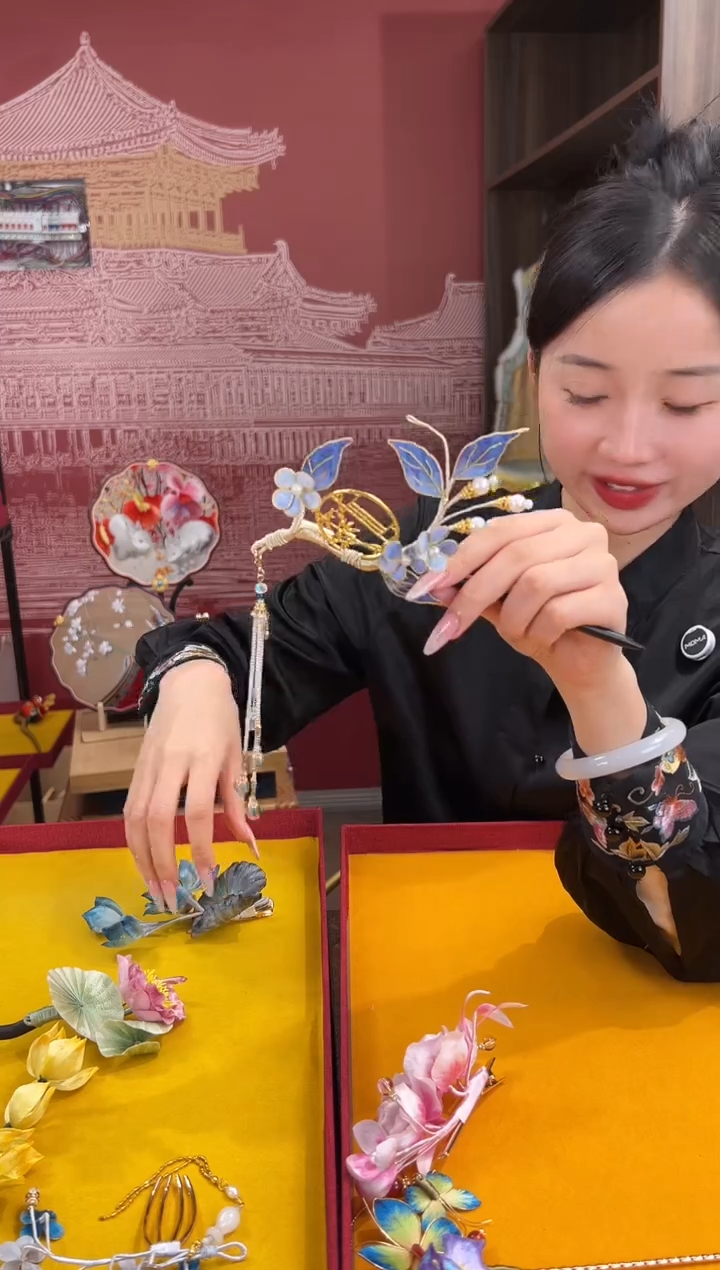 【闪购商品】刺绣非遗绒花（发饰）