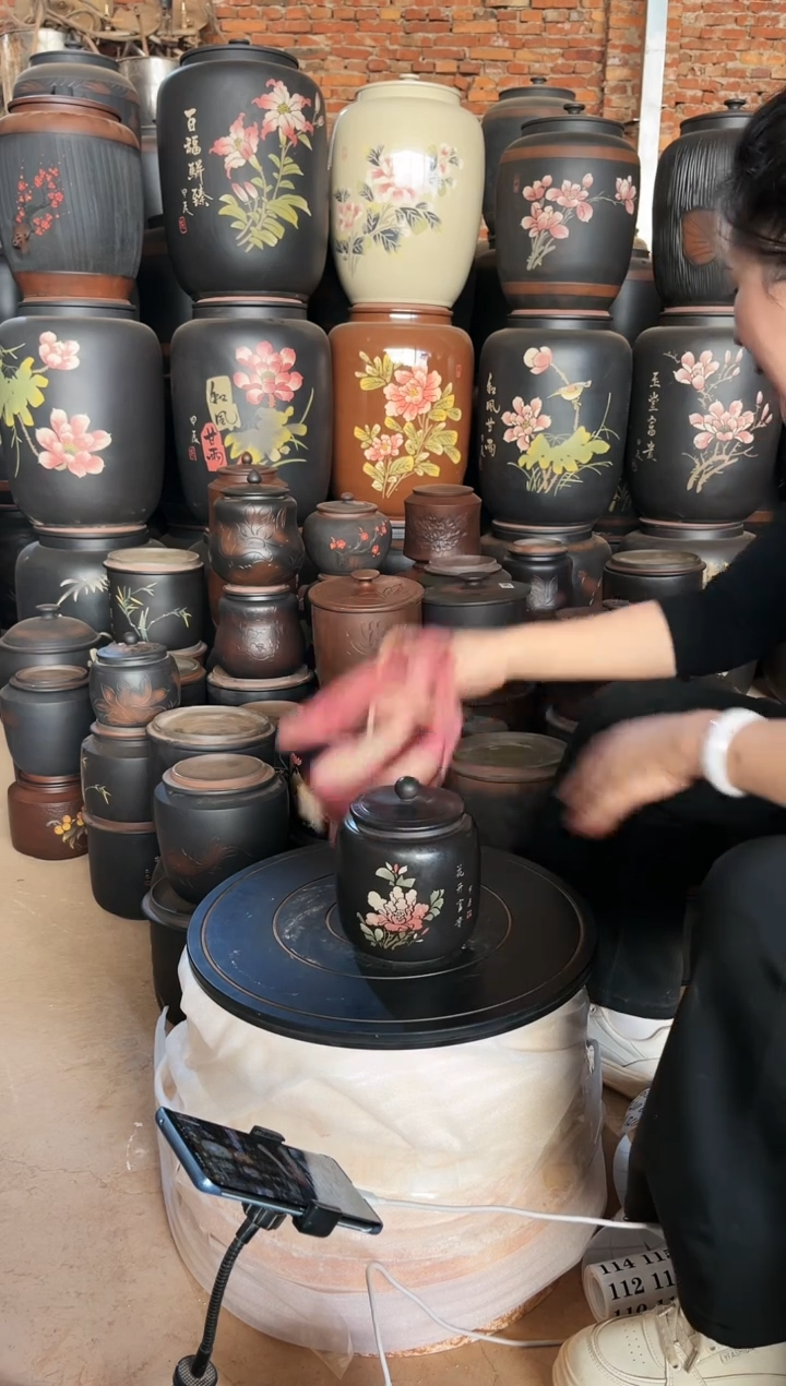 【闪购商品】壶瑕疵茶叶罐100克黑色  054