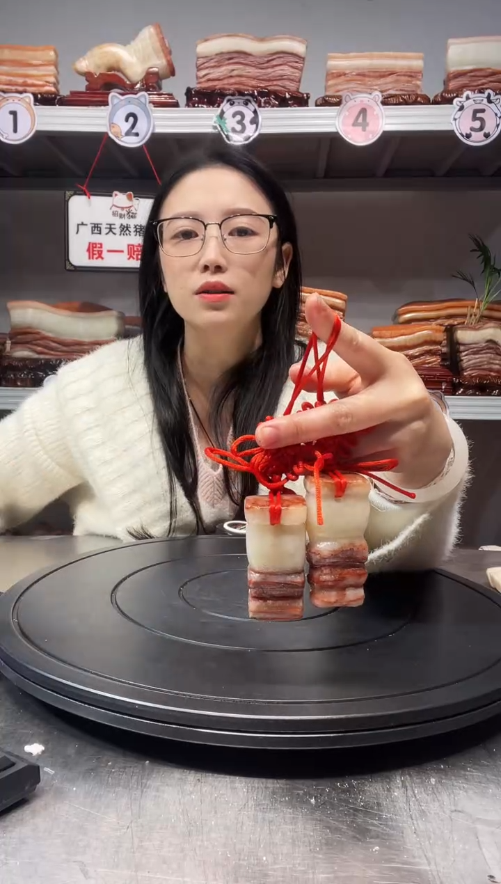 【闪购商品】广西天然猪肉石挂件摆件88888888