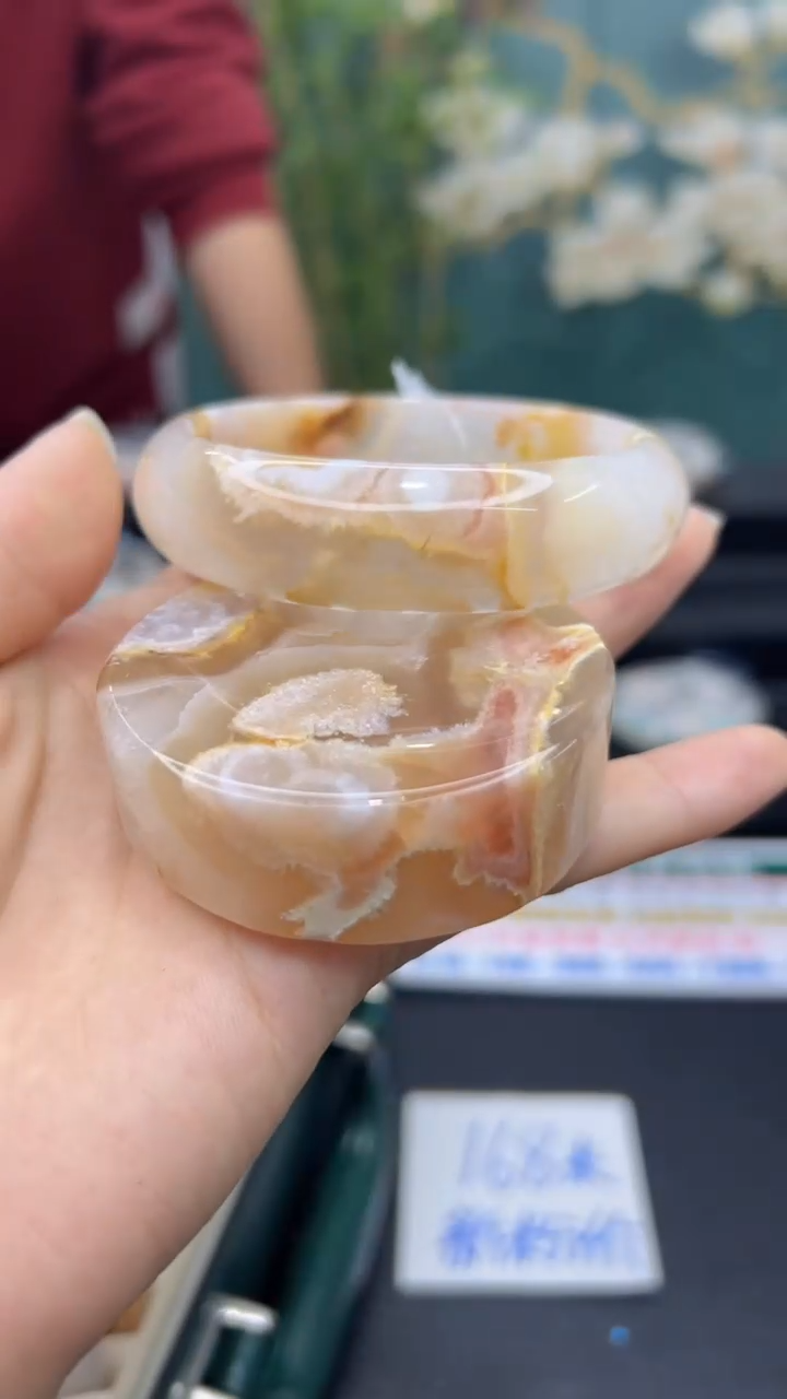 【闪购商品】石英质玉手镯未镶嵌A573(61圈赠送镯心)