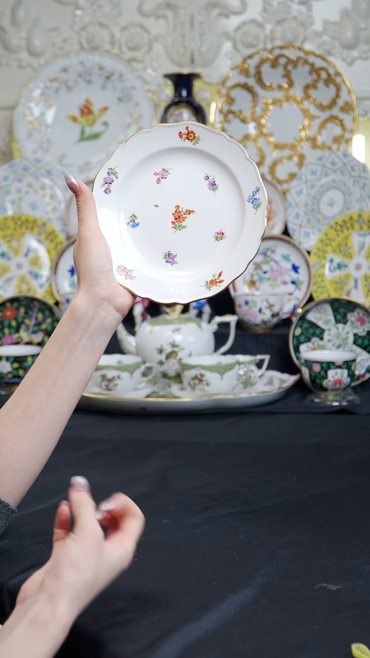 骨瓷婷婷中古器物如图所示25