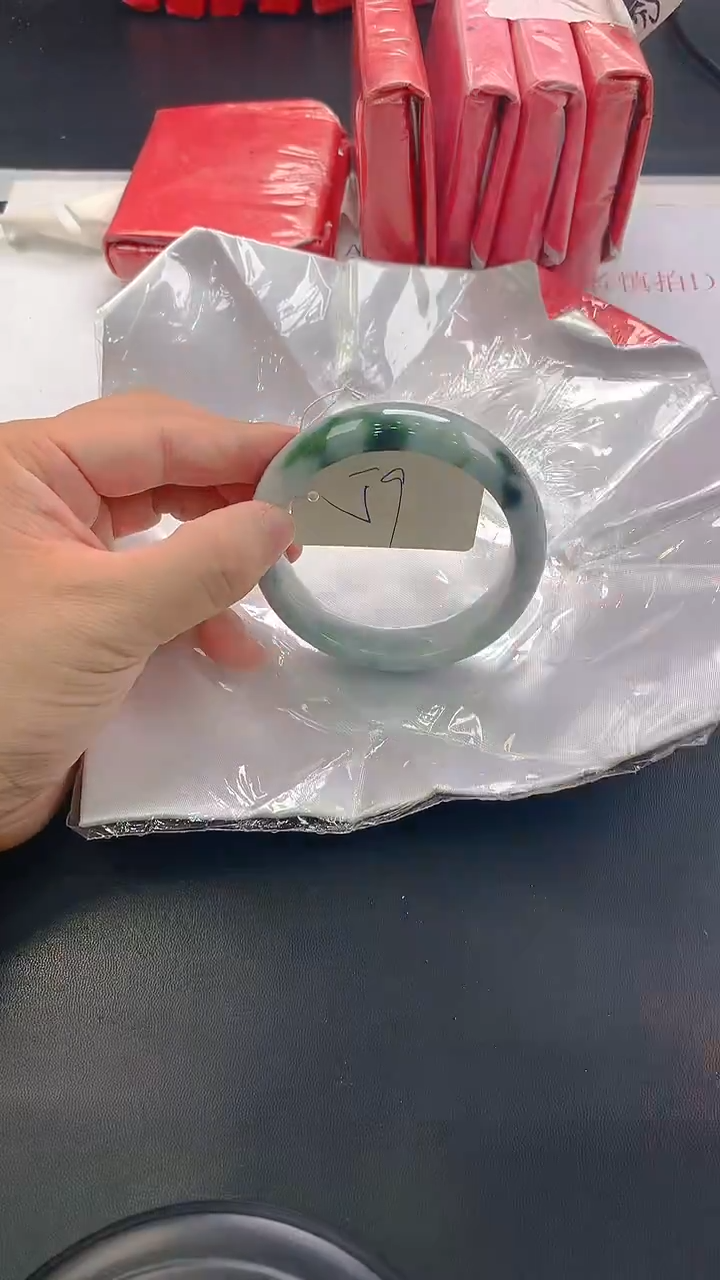 未镶嵌手镯翡翠15
