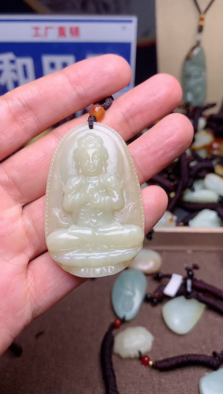 【闪购商品】和田玉颈饰未镶嵌1