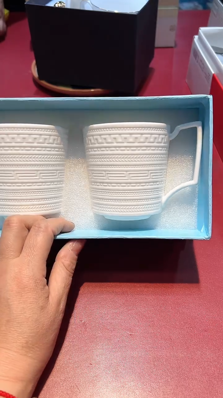 【闪购商品】瓷片锅碗瓢盆一件不剩