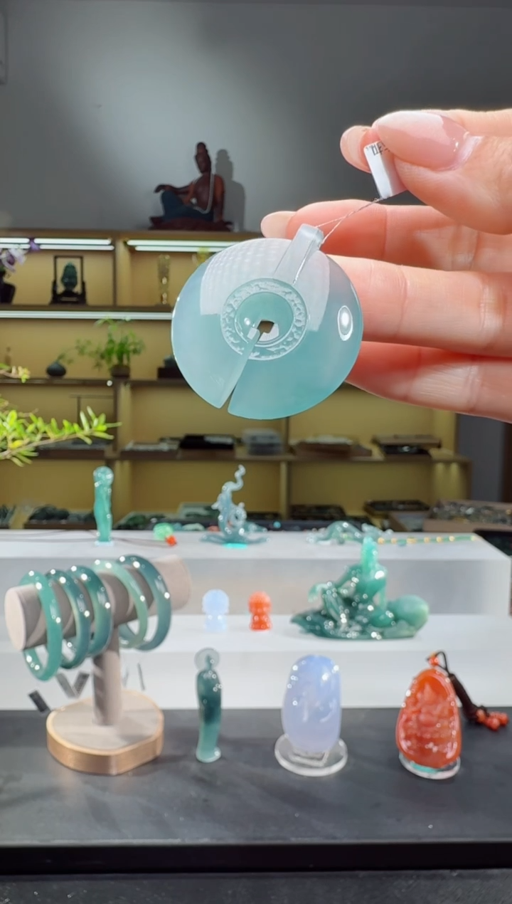 吊坠(不含链)未镶嵌翡翠平安扣