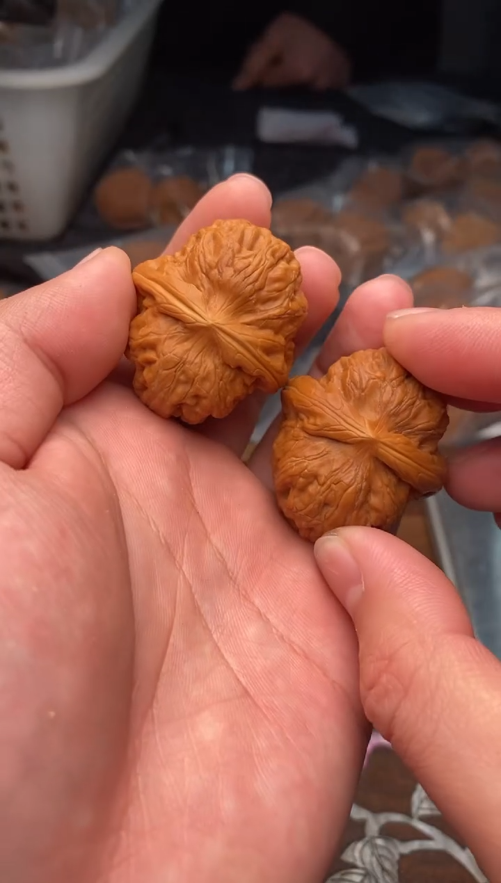 【闪购商品】文玩核桃把件G393号38尺元宝