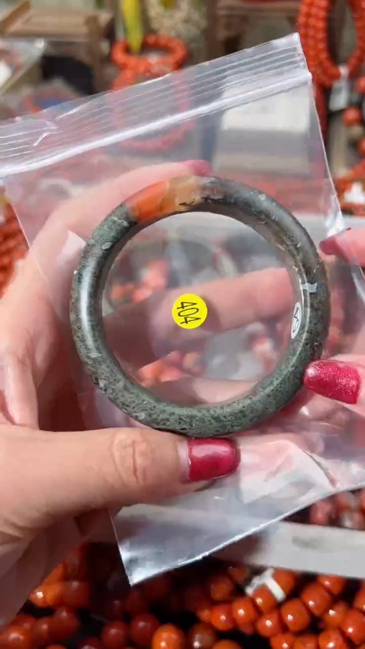 【闪购商品】南红玛瑙手镯未镶嵌54