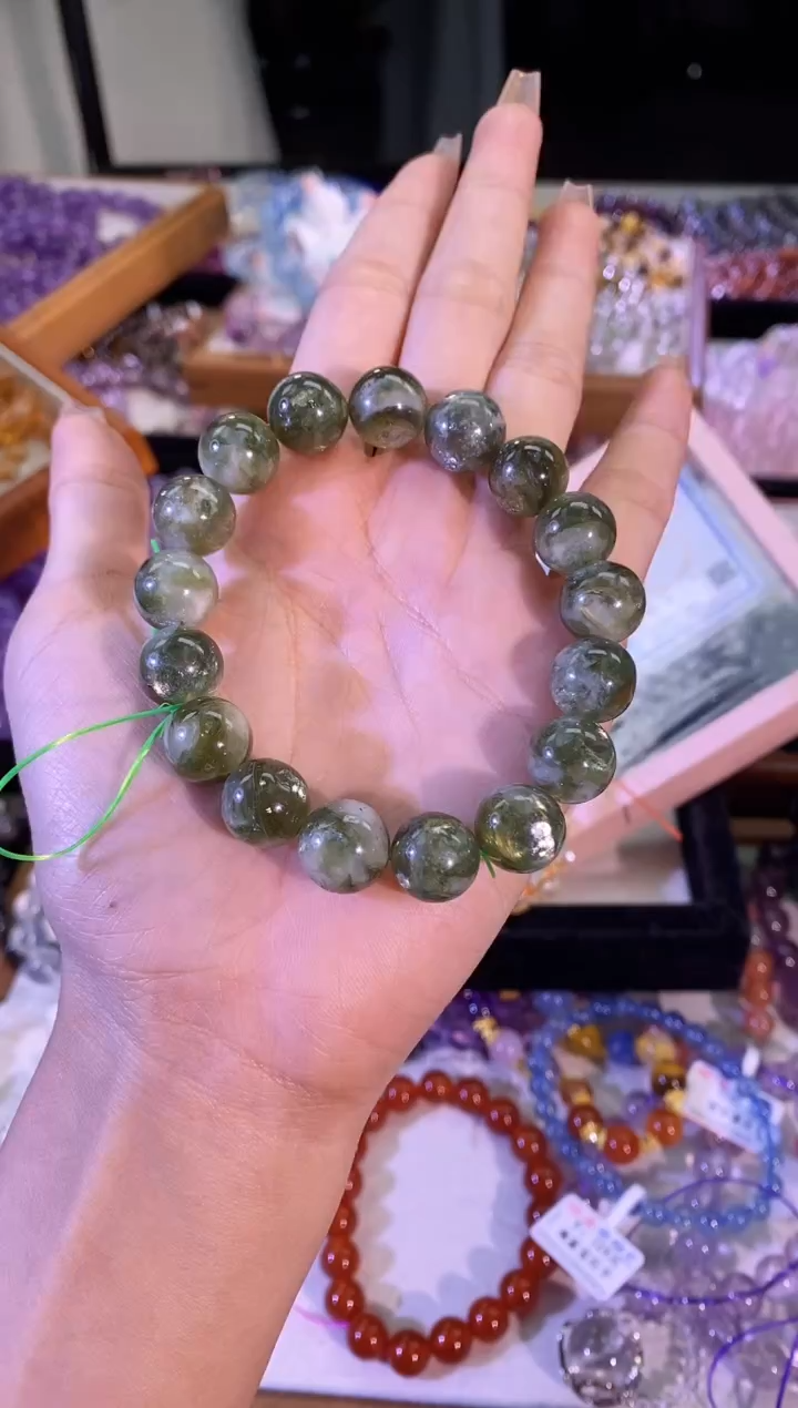 【闪购商品】合成（培育）长石未镶嵌12mm