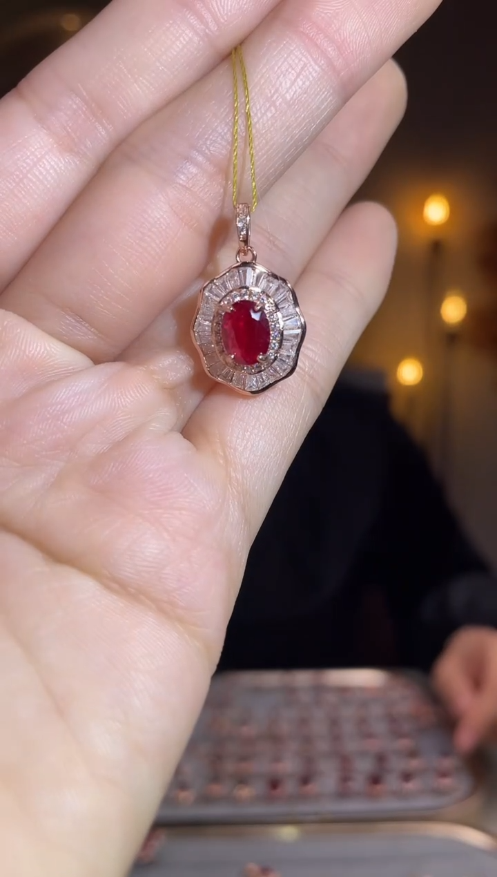银S925镶嵌颈饰红宝石颈饰