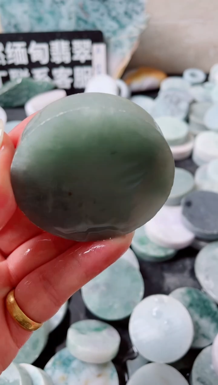 【闪购商品】翡翠颈饰未镶嵌21........