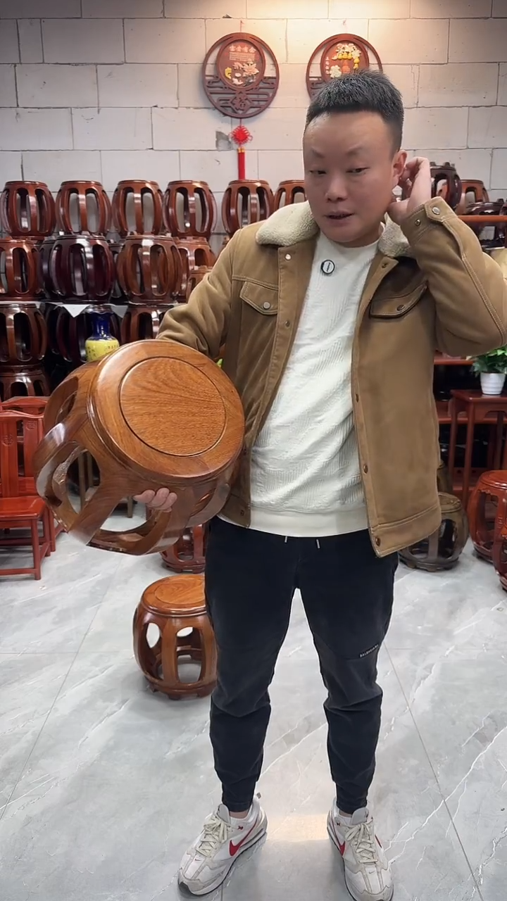 花梨木类坐具原木色大号鼓凳一对（两条）