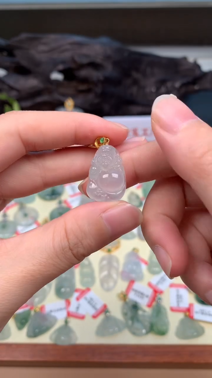 【闪购商品】翡翠颈饰18K金镶嵌财神爷