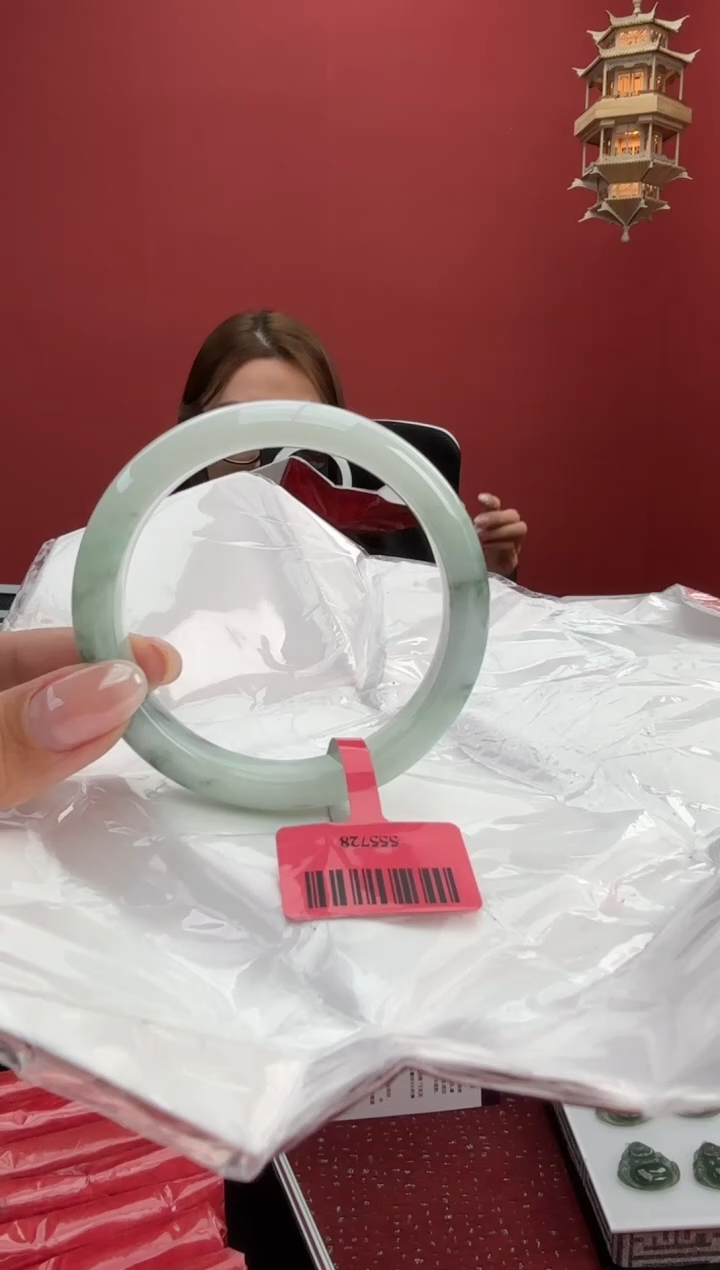 【闪购商品】翡翠手镯未镶嵌15手镯