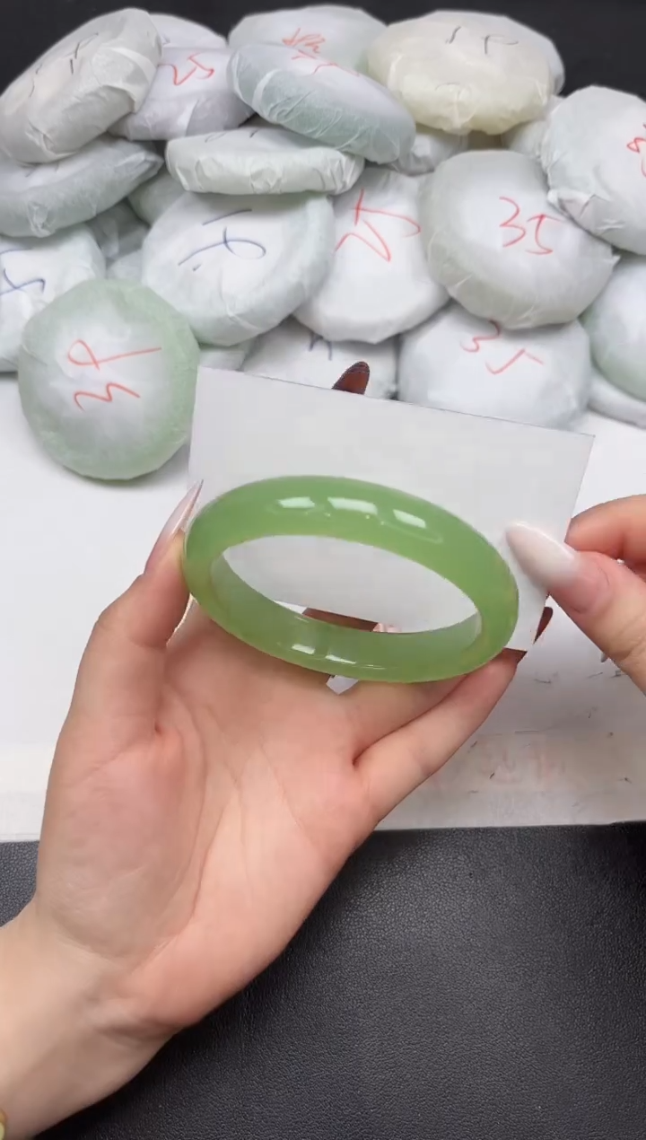 东凌女款手镯A26/64.2