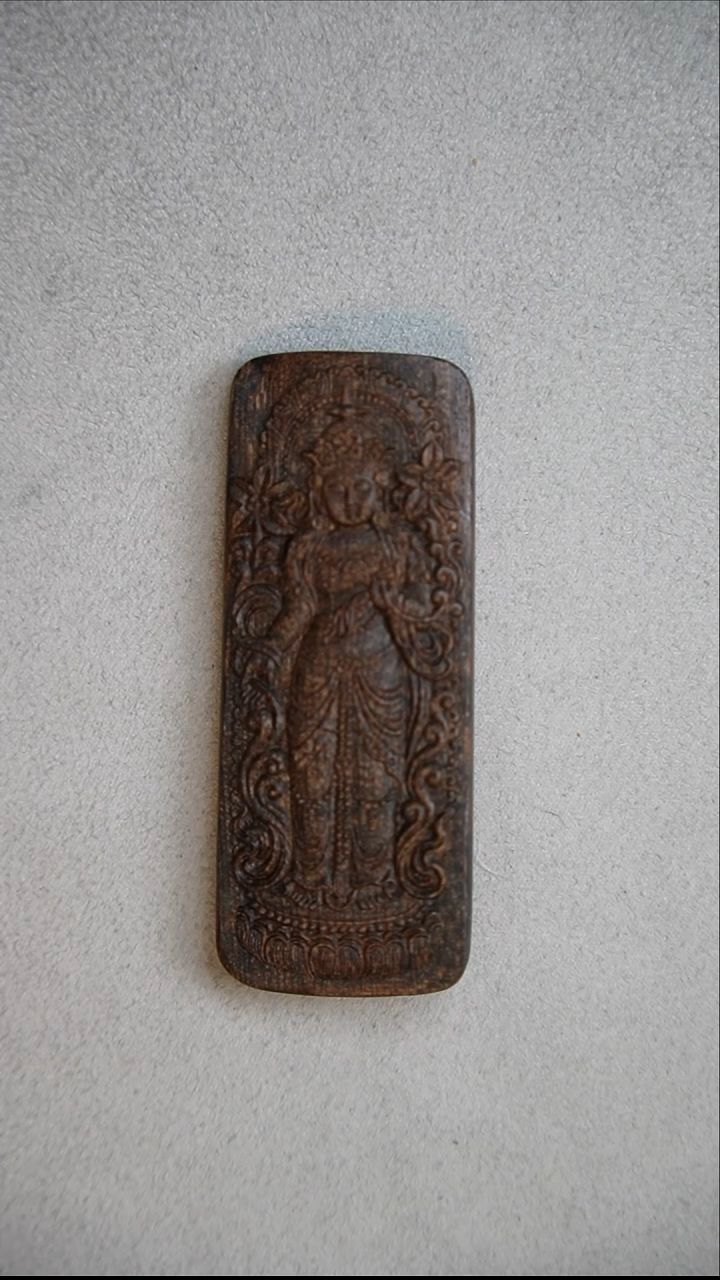 【闪购商品】沉香吊坠16g正区文莱黑棋老料 绿度母挂坠