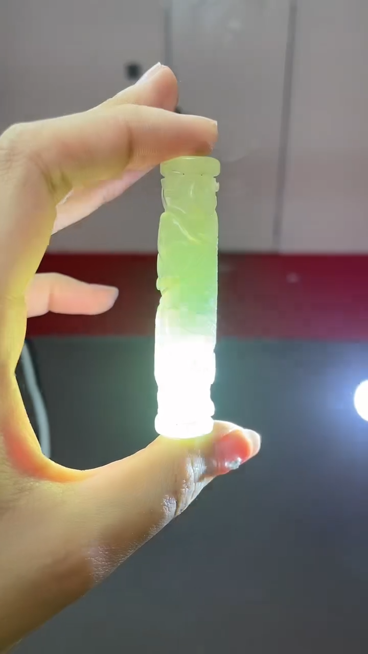 【闪购商品】蛇纹石玉吊坠未镶嵌吊坠
