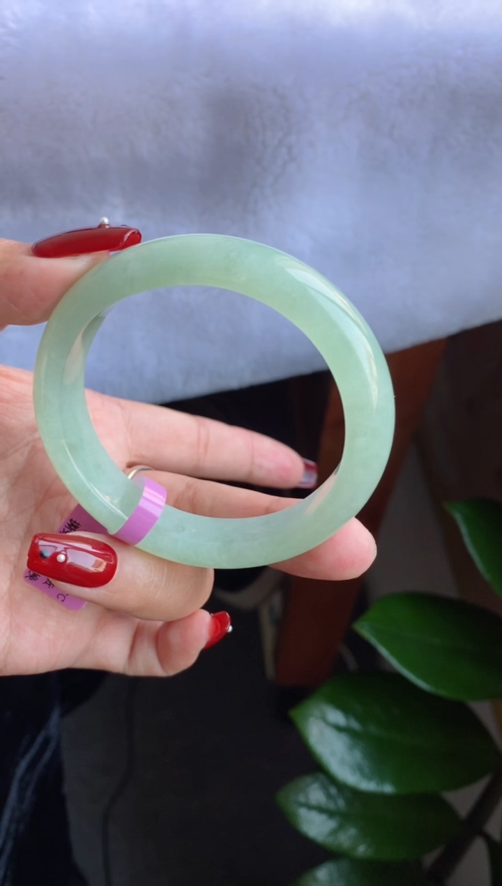【闪购商品】翡翠手镯未镶嵌（血漏必买）冰胶甜绿贵妃9号