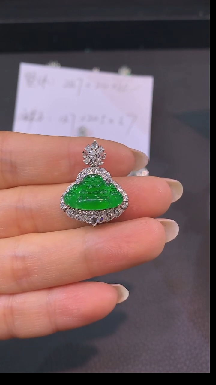 吊坠(不含链)18K金镶嵌翡翠吊坠