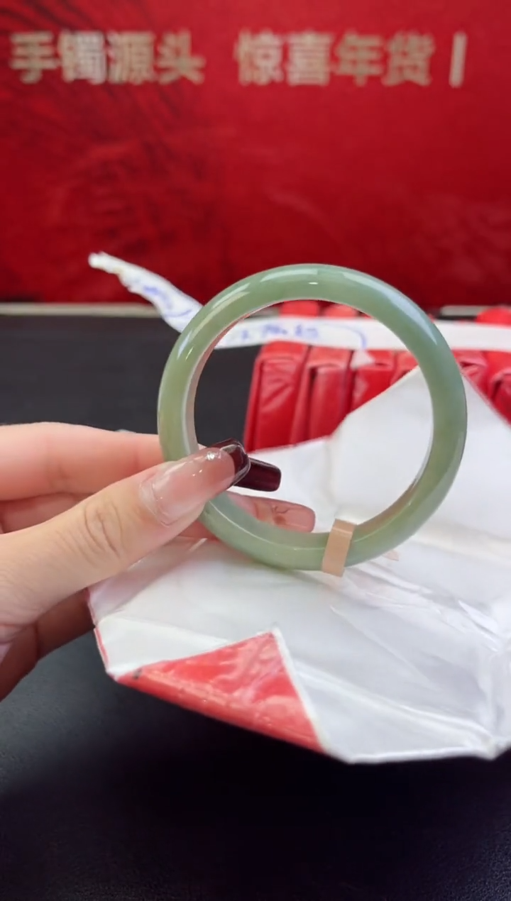 【闪购商品】翡翠手镯未镶嵌翡翠手镯6