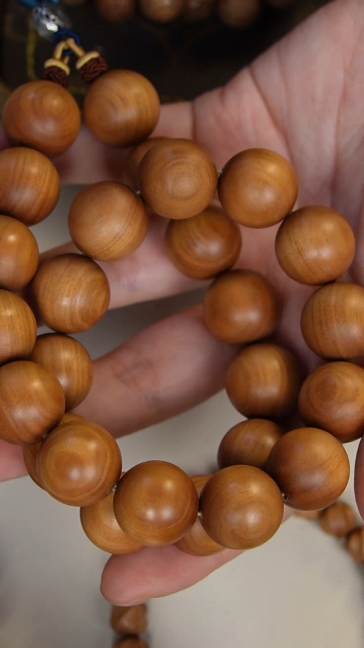 【闪购商品】檀香木手串/手链老山檀香白檀1.8圆珠手持