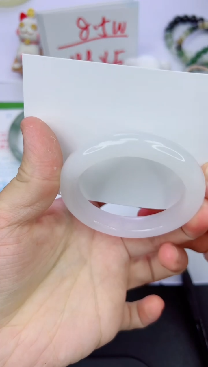 【闪购商品】石英质玉手镯未镶嵌400-51.2