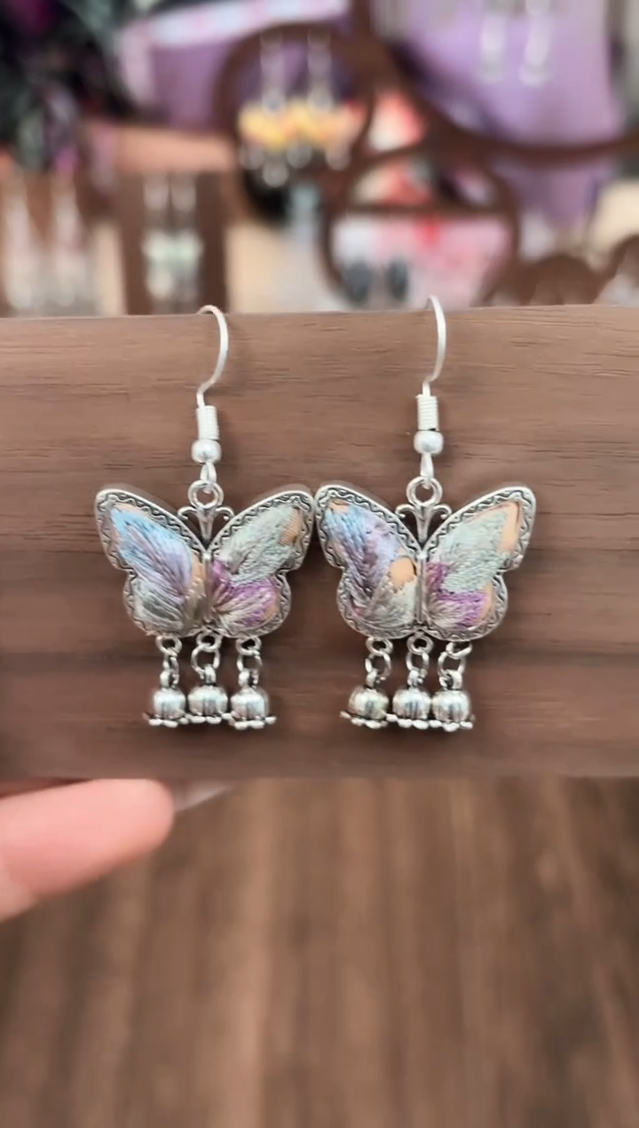 织绣非遗艺枝独秀老绣饰品100