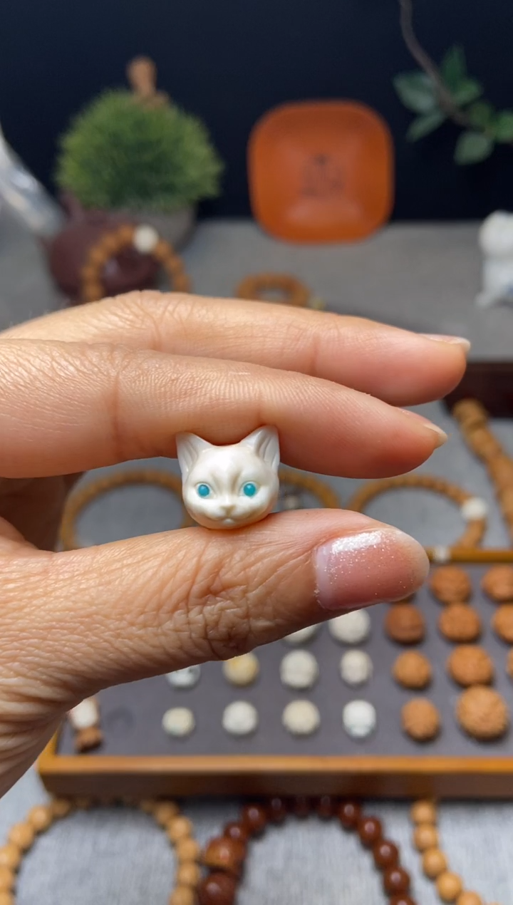 【闪购商品】猴头核桃吊坠猫咪精灵14