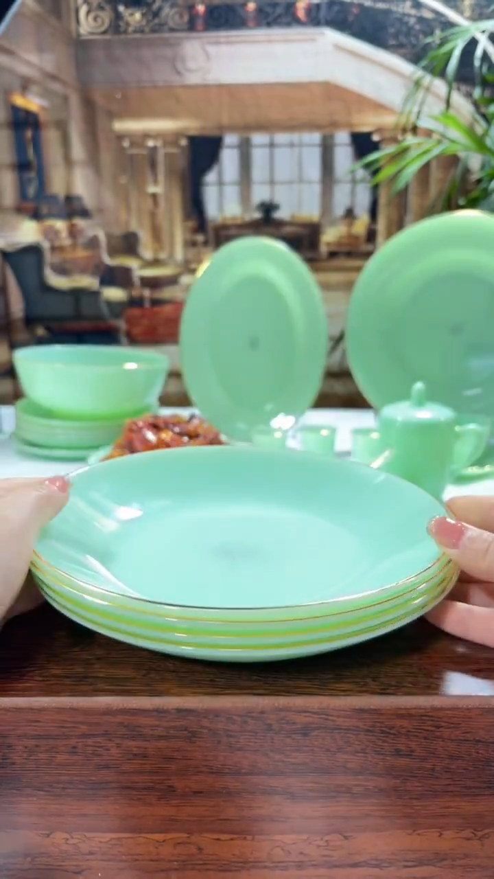 【闪购商品】....   8英寸深盘4个  玉瓷【贝美】