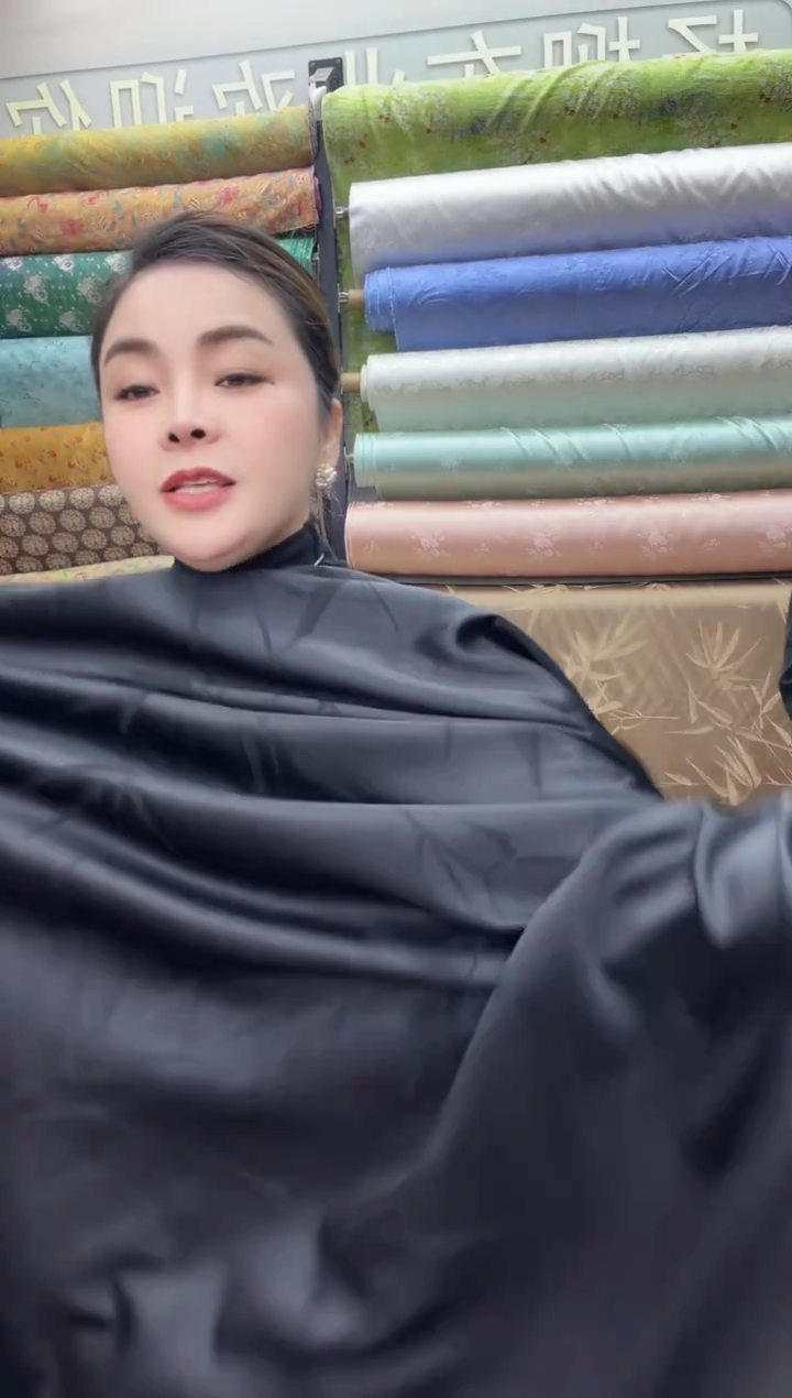 27号黑色丝毛浮雕提花半米