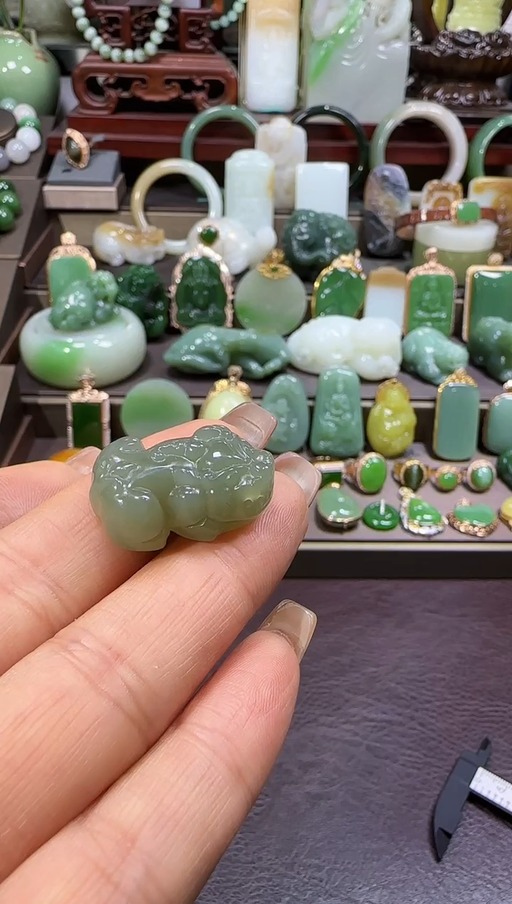 未镶嵌和田玉挂件【宏1228】09