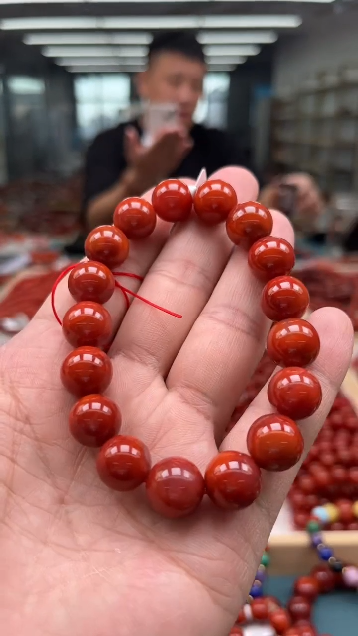 【闪购商品】南红玛瑙手串未镶嵌川料九口12mm