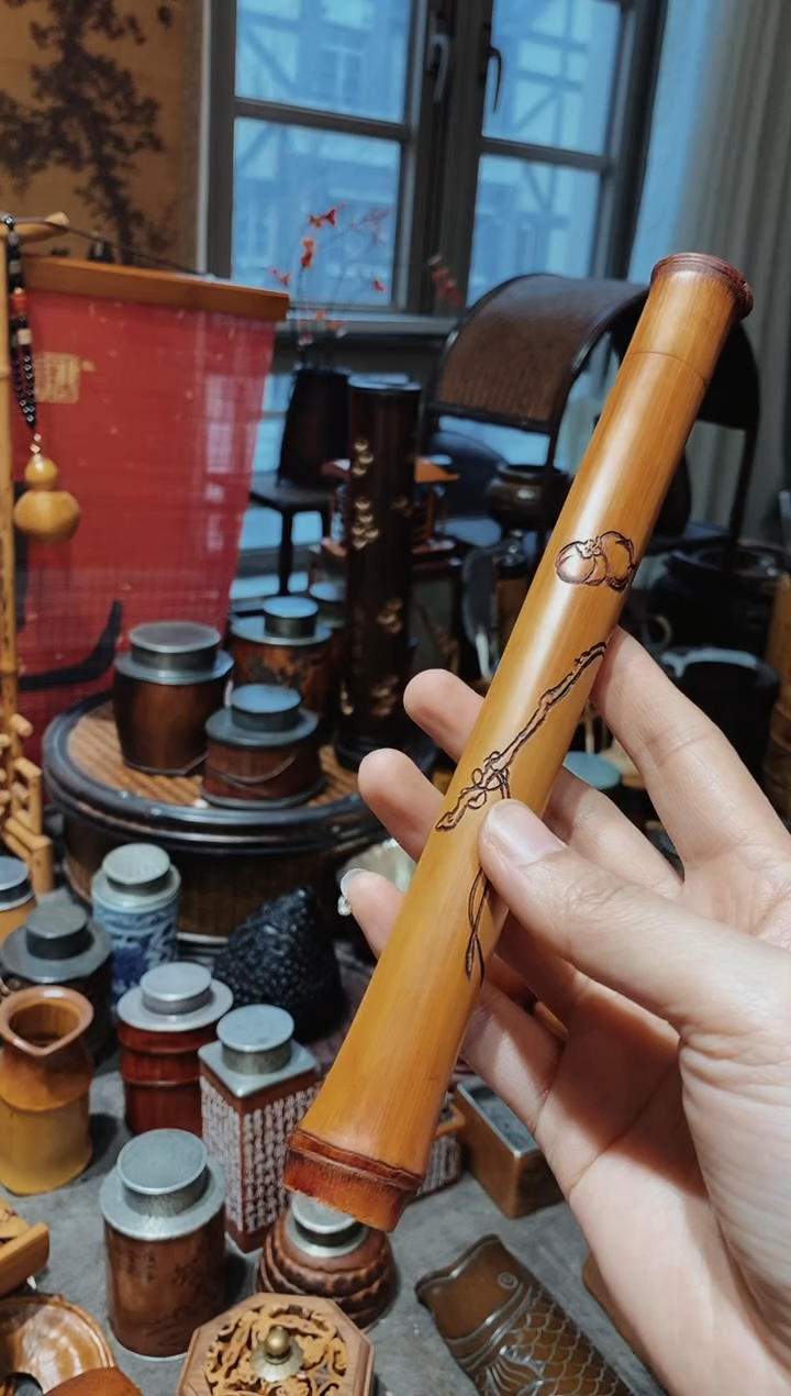 L****y老玉竹精品雕刻香筒