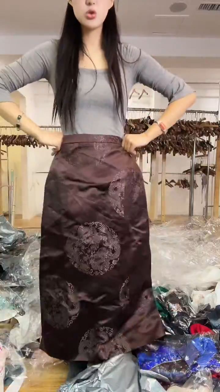 XL码      125斤     半裙