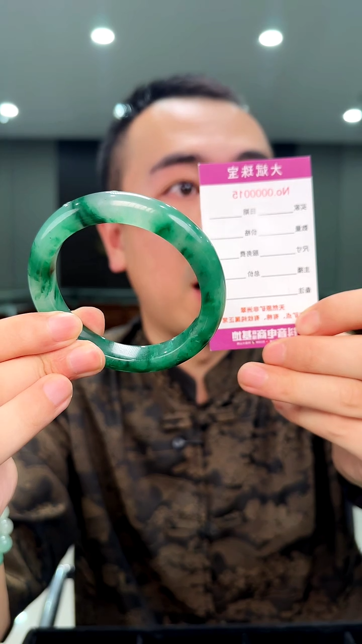 石英质玉手镯未镶嵌手镯58.7