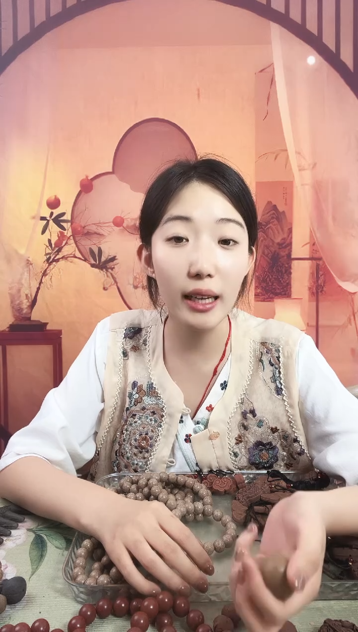 核桃手串/手链金风玉露香方的两个珠子没有绳子