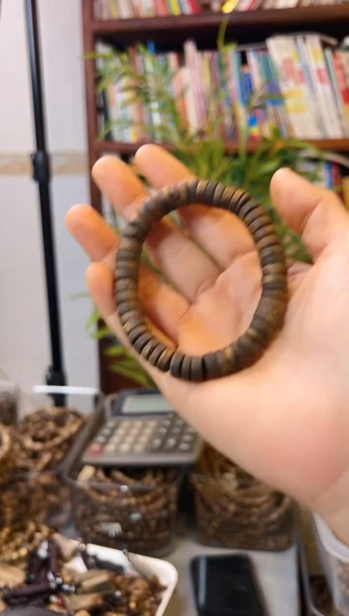 【闪购商品】沉香手串棋楠算盘珠单圈